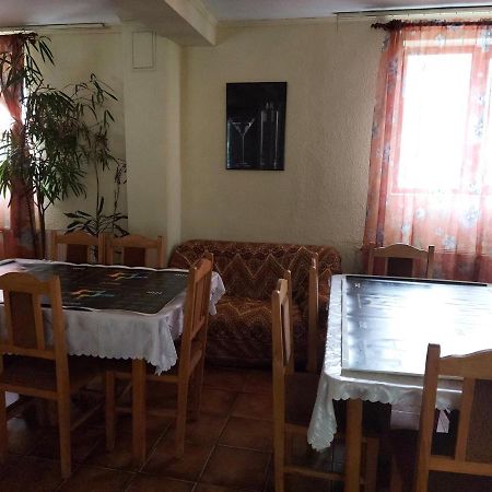 Pensiune Casa Barcaru Азуга Экстерьер фото
