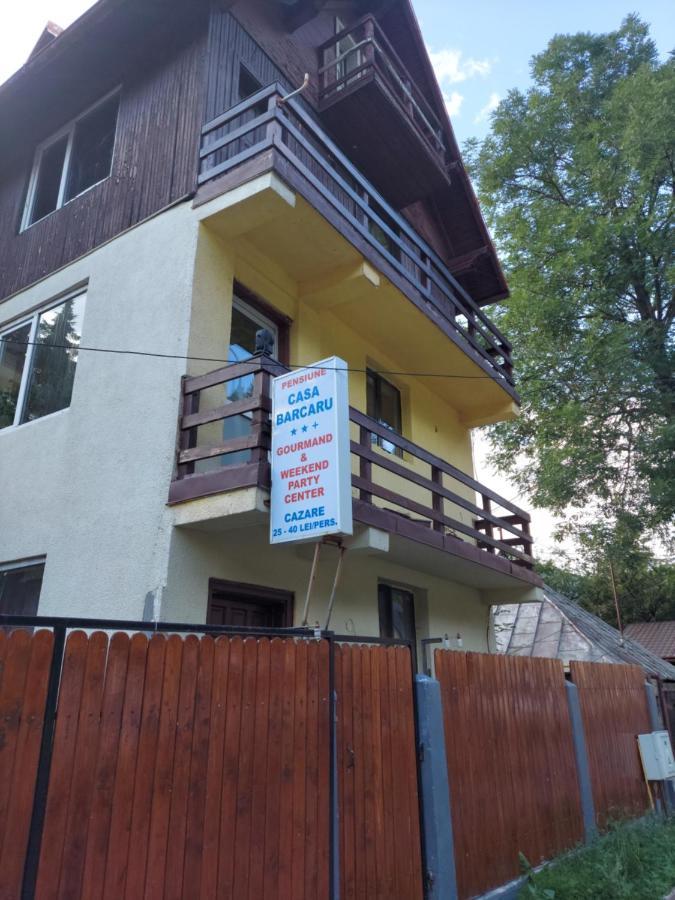 Pensiune Casa Barcaru Азуга Экстерьер фото